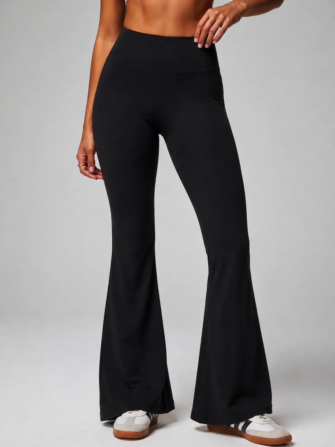 Saga Flare Pants